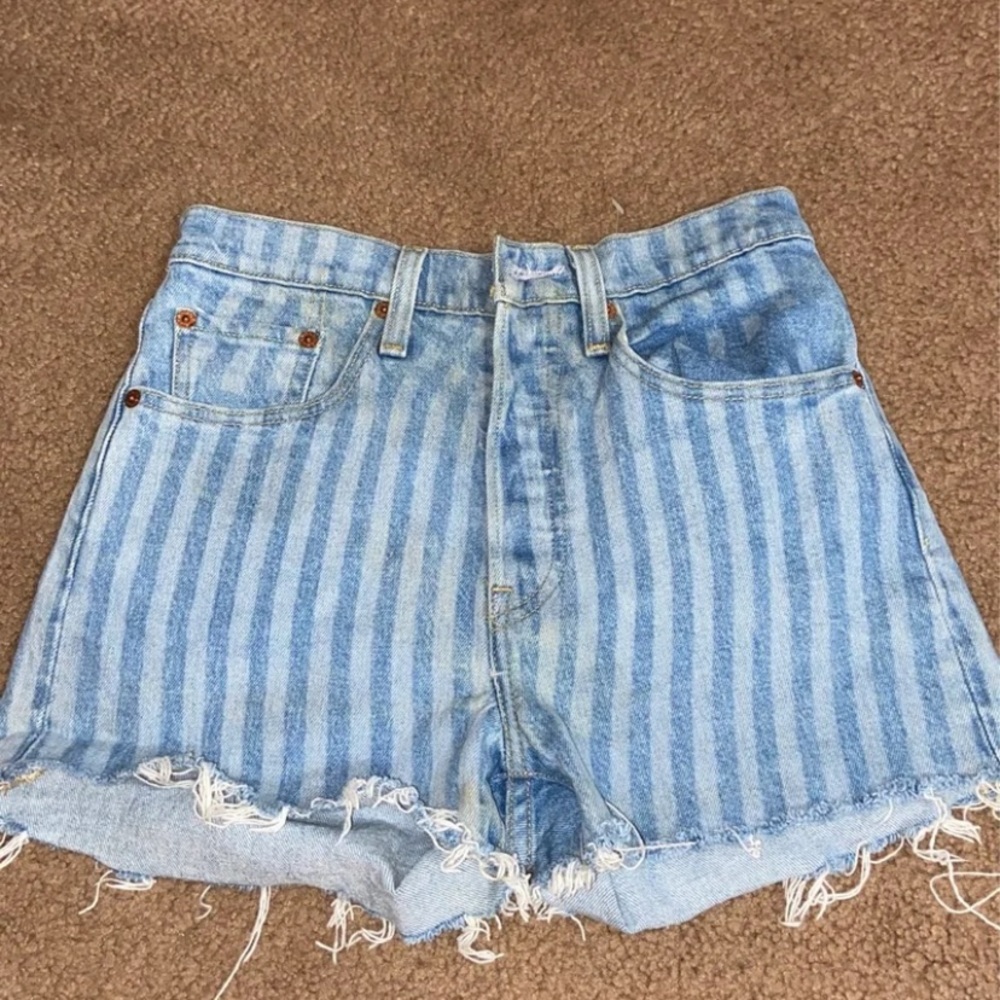 levi’s 501 shorts